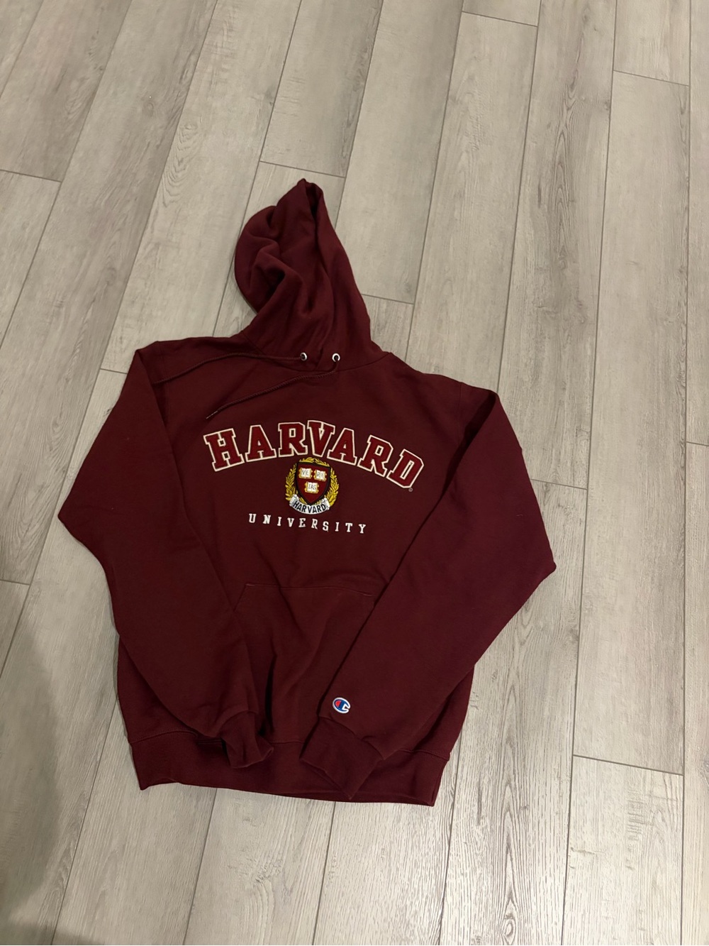 Champions men’s Harvard sweatshirt